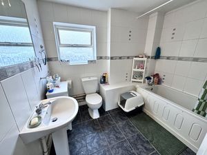 Photo 5- click for photo gallery